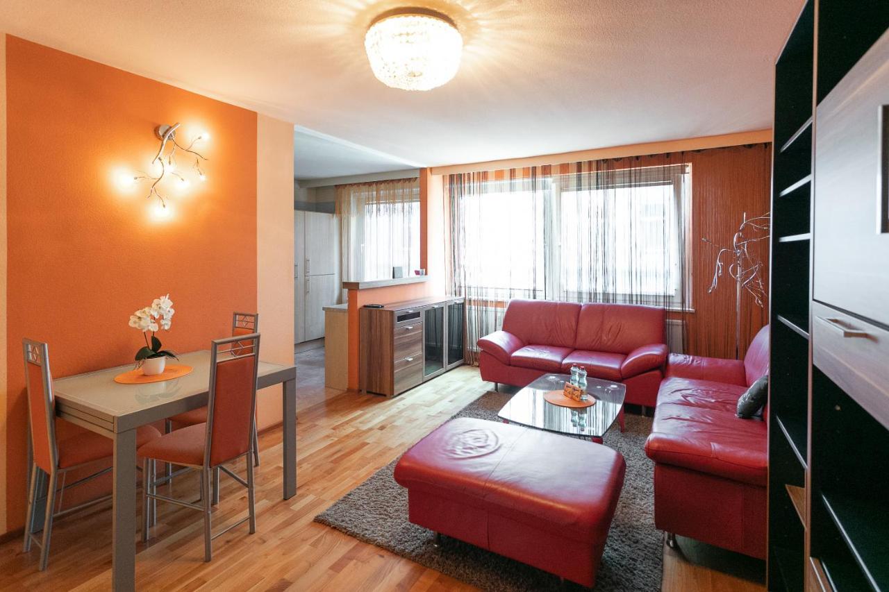 Zentrales Apartment In U-Bahn Naehe & Hauptbahnhof Bécs Kültér fotó