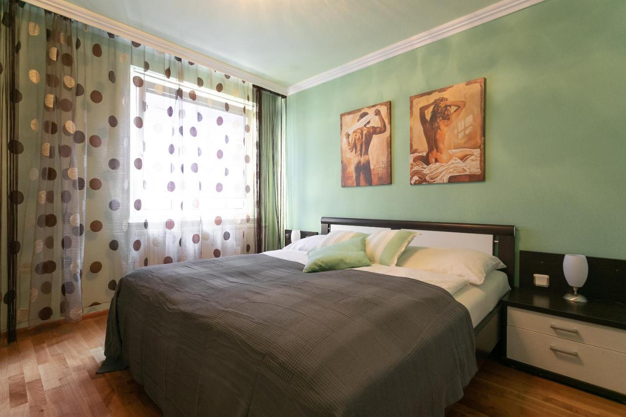 Zentrales Apartment In U-Bahn Naehe & Hauptbahnhof Bécs Kültér fotó